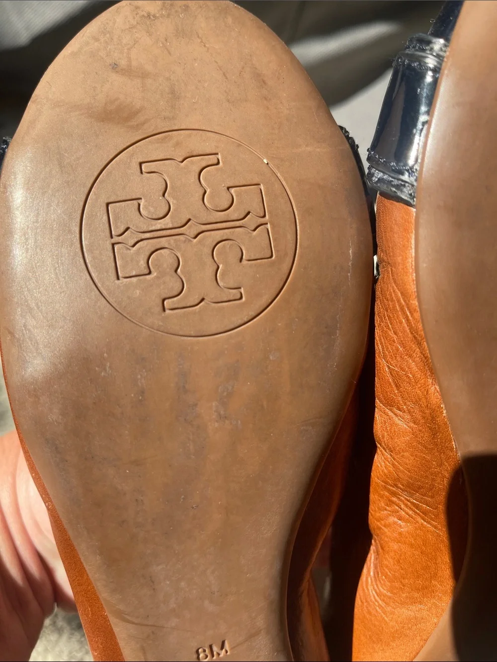Tory Burch Brown Leather & Black Patent Toe Ballet Flats with Gold Buckle size 8